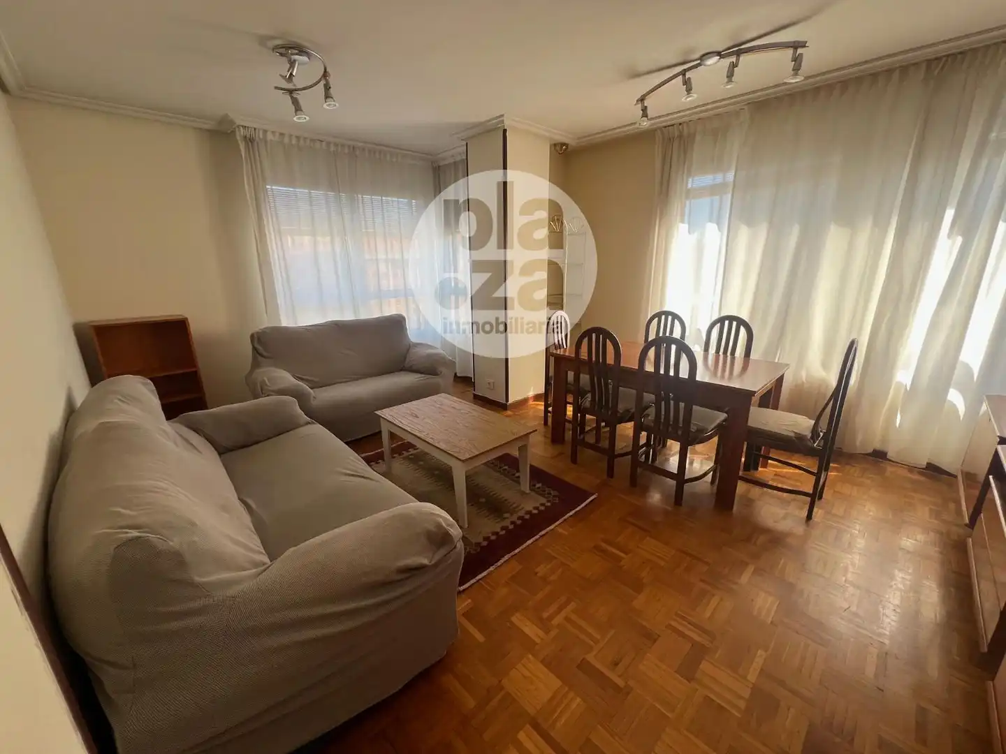 Sala de estar de Piso de alquiler en Burgos con Calefacción, Terraza y Trastero