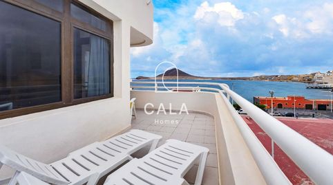 Foto 3 de Apartament en venda a José Miguel Galván Bello, El Médano, Granadilla de Abona