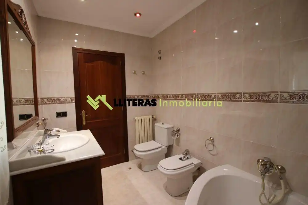 Badezimmer von Haus oder Chalet zum Verkauf in Inca mit Klimaanlage, Heizung und Privatgarten