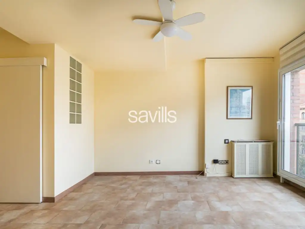 Living room of Apartments for sale in Barcelona