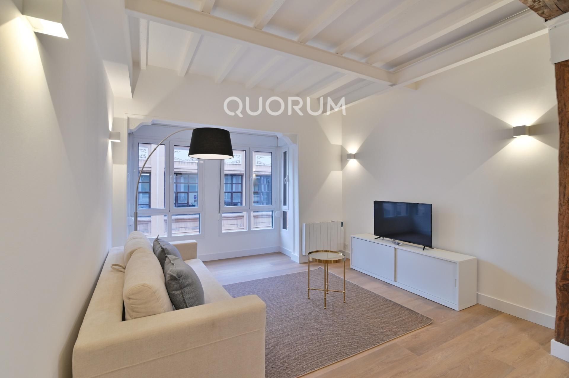 Living room of Flat for rent in Bilbao   with Furnished and Balcony