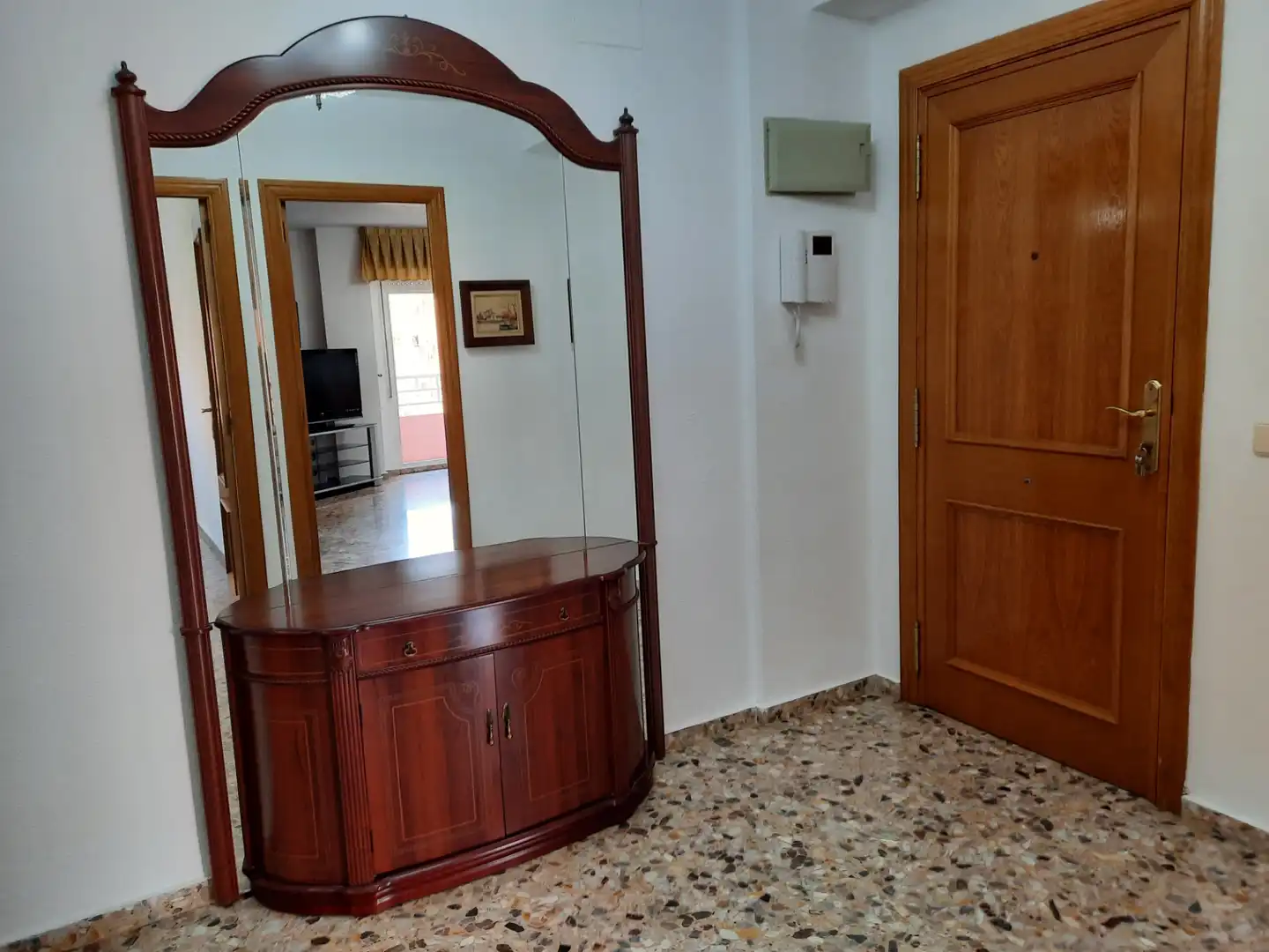 Flat for rent in Mislata  with Air Conditioner, Furnished and Balcony