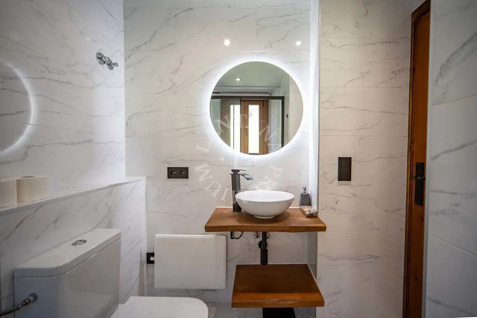 Baño de Casa o chalet en venta en Naut Aran con Calefacción, Parquet y Horno
