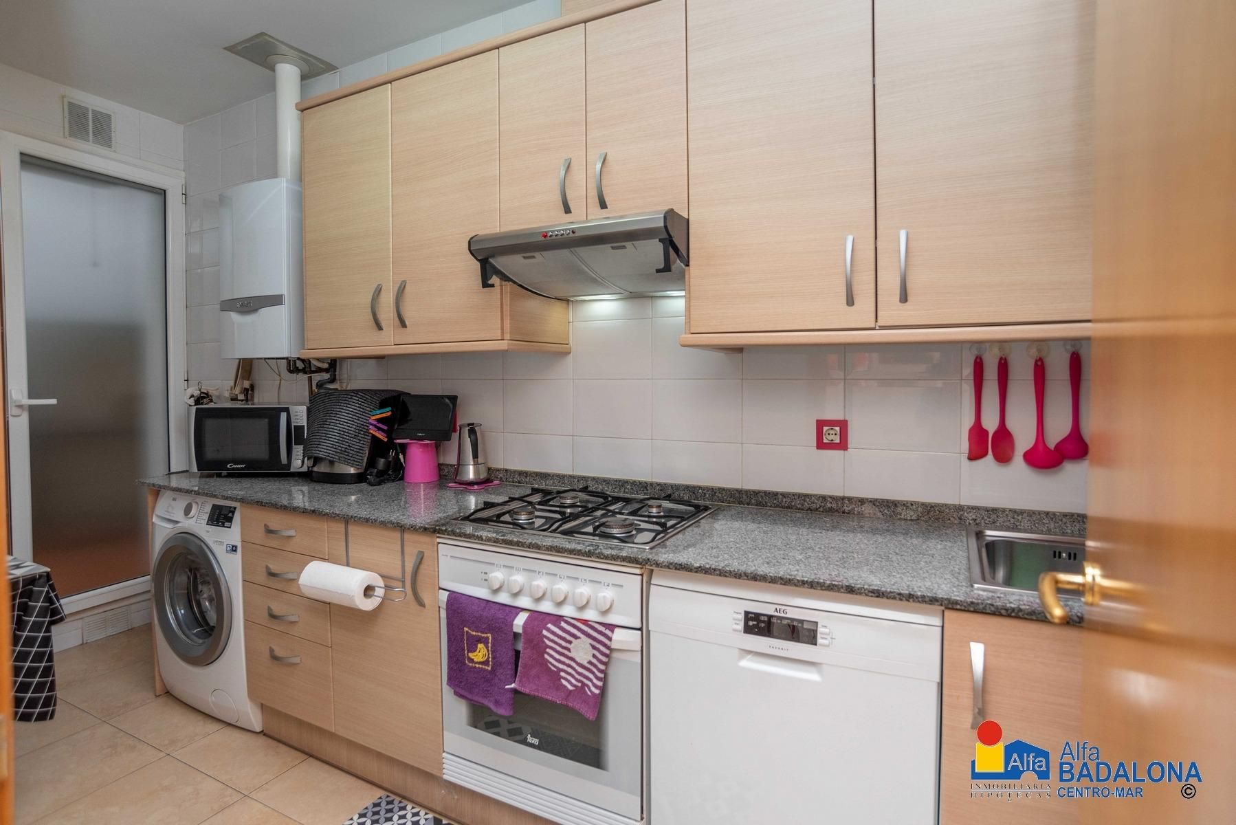 Flat for sale in La Salut, Salut - Lloreda, Badalona