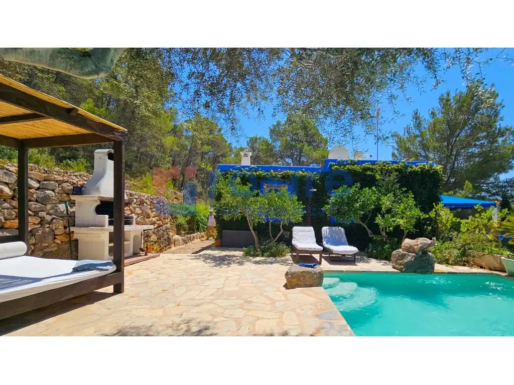 Piscina de Casa o xalet de lloguer en Sant Joan de Labritja amb Aire condicionat, Calefacció i Jardí privat