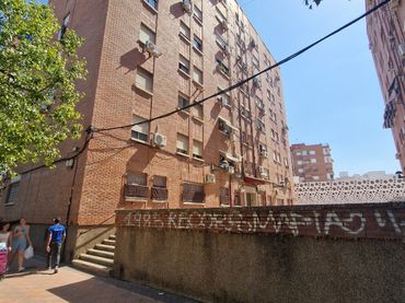 Pis amb ascensor en venda a Avenida de la Fama 10