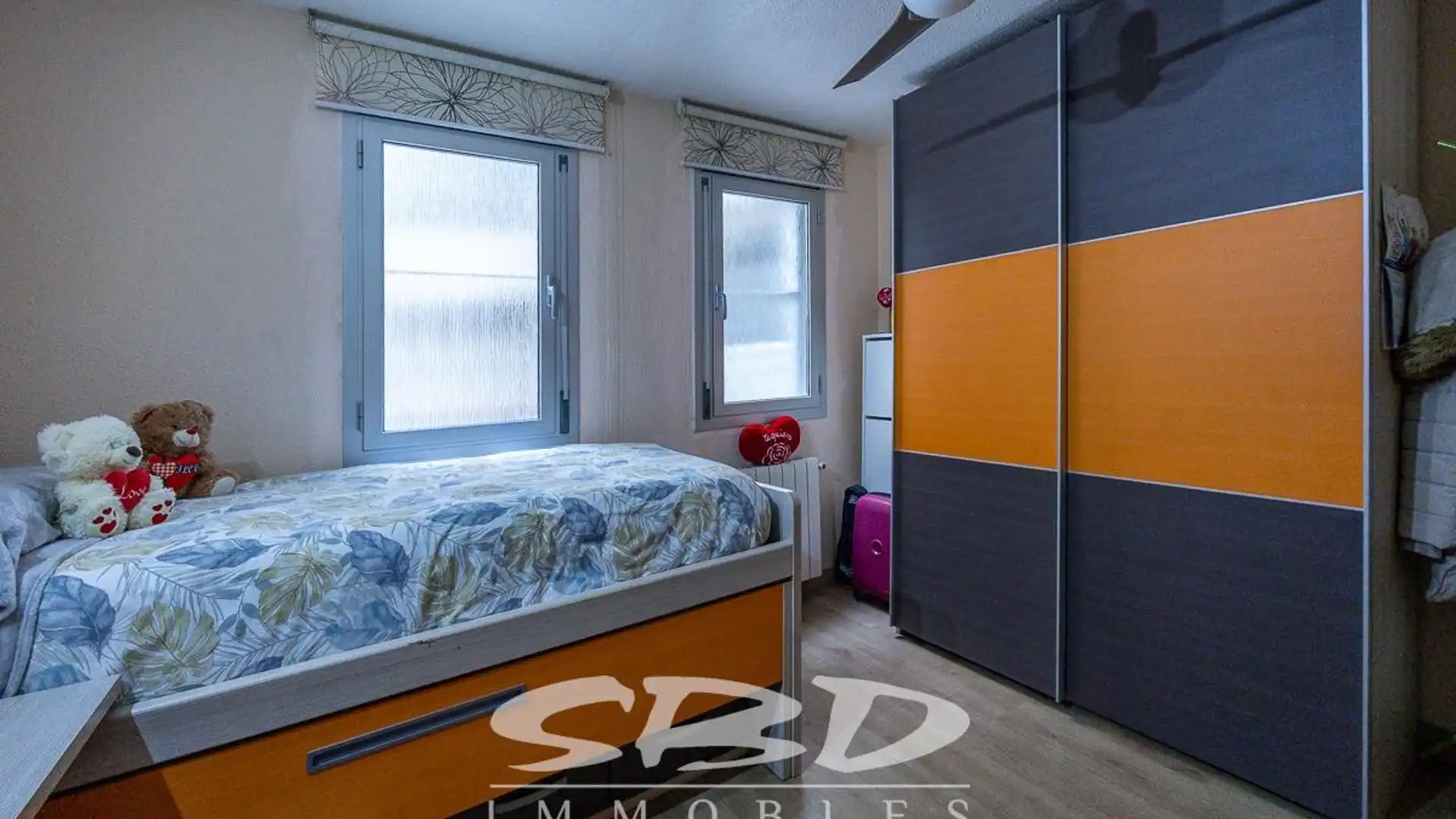Bedroom of Flat for sale in Sabadell  with Air Conditioner