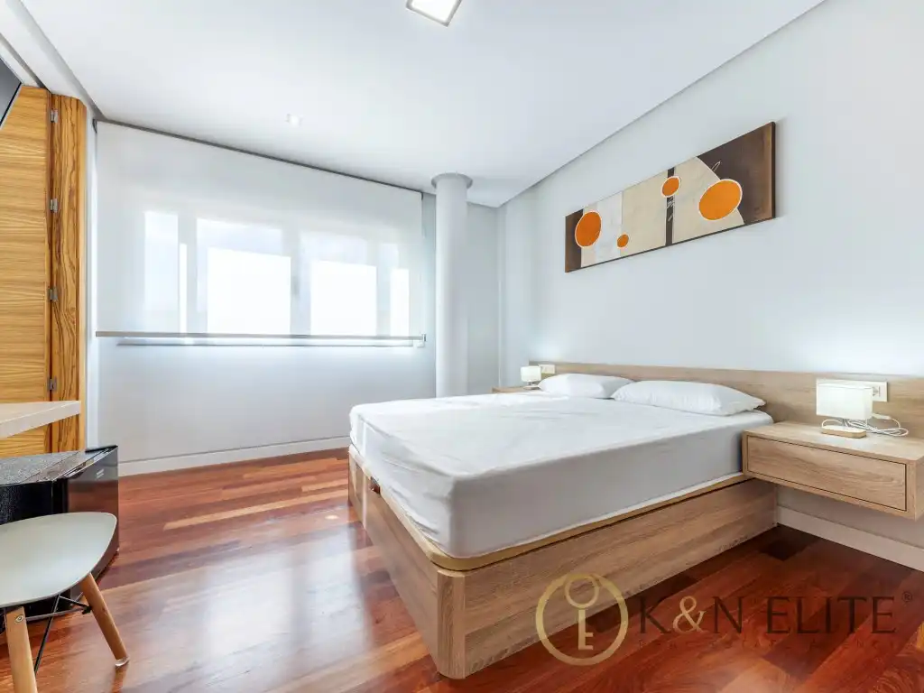 Bedroom of Houses for sale in Petrer  with Air Conditioner, Private garden and Swimming Pool