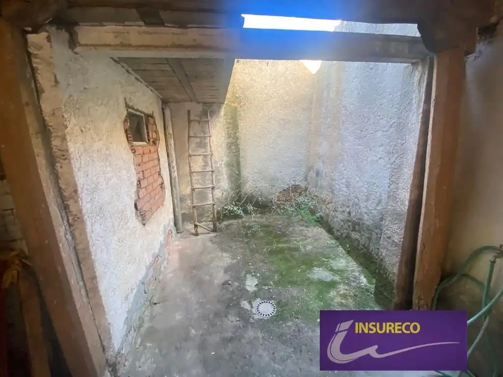 Casa o xalet en venda en Bustillo del Páramo amb Calefacció, Jardí privat i Moblat