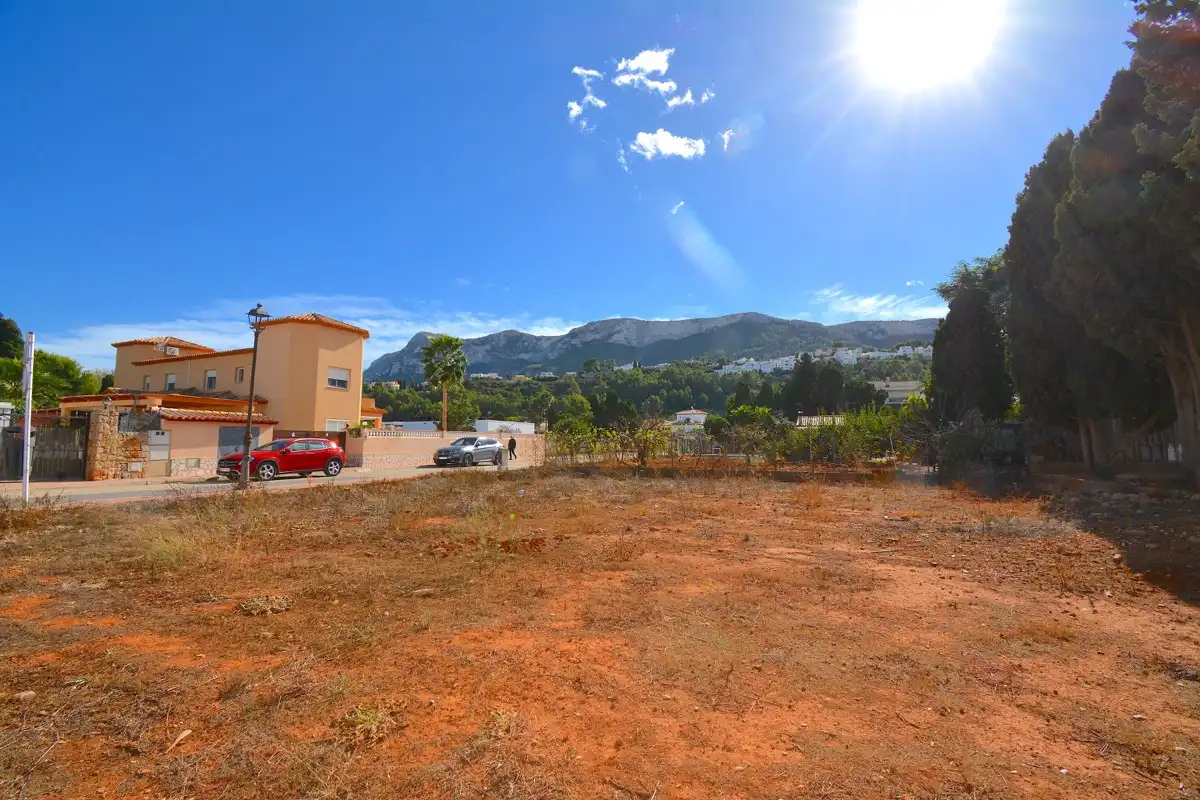 Terreno residencial en venta en Carrer Alcipe 15, imagen 2