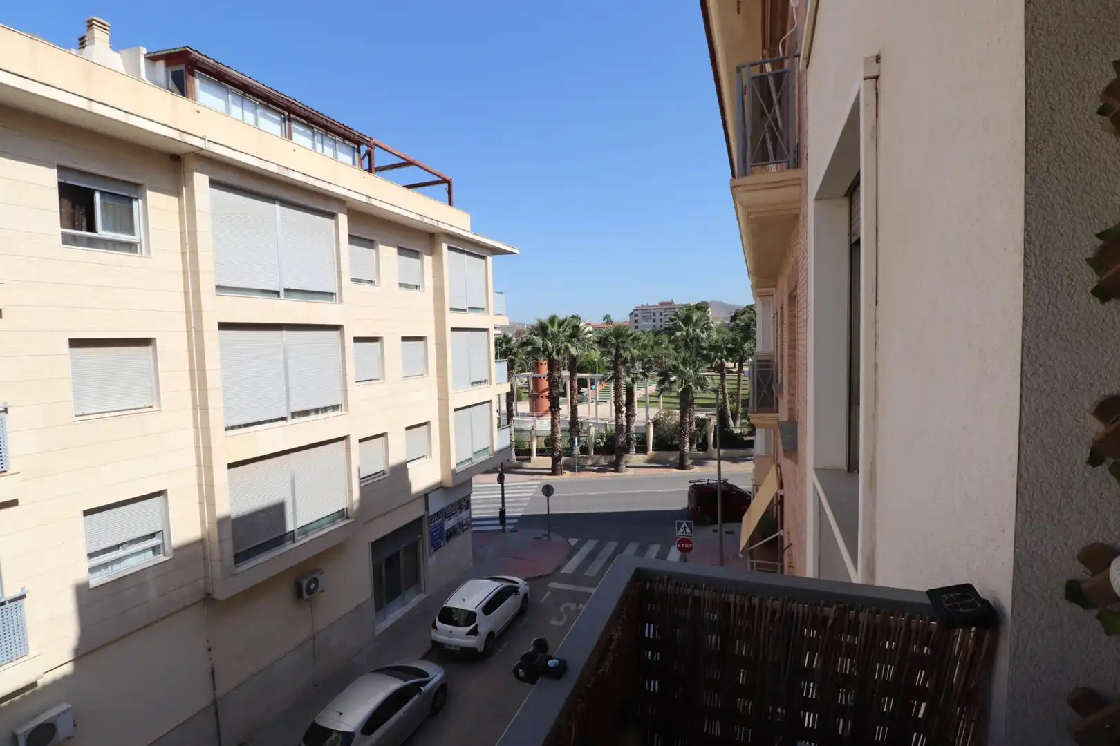 Vista exterior de Pis en venda en Petrer amb Aire condicionat, Traster i Balcó