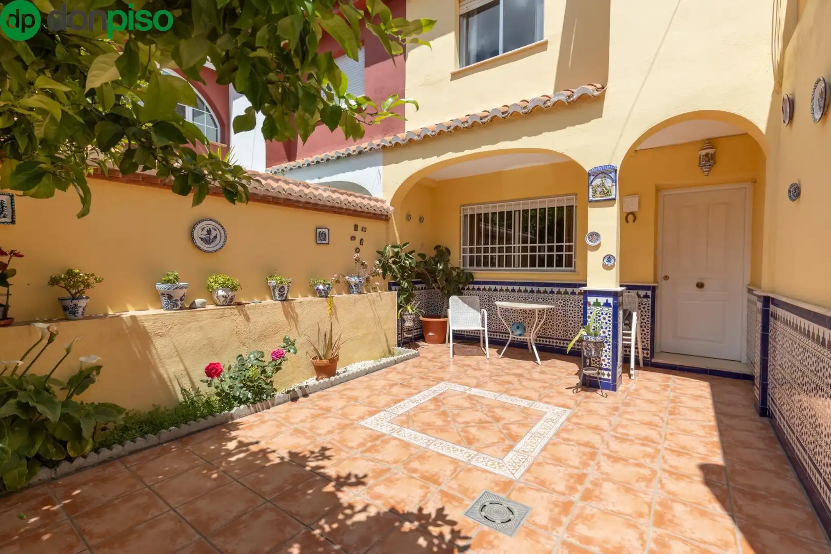 Jardín de Casa adosada en venta en Armilla con Calefacción y Terraza