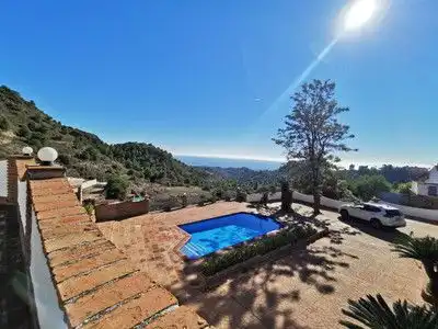 Chalet con jardín en venta en Mijas pueblo