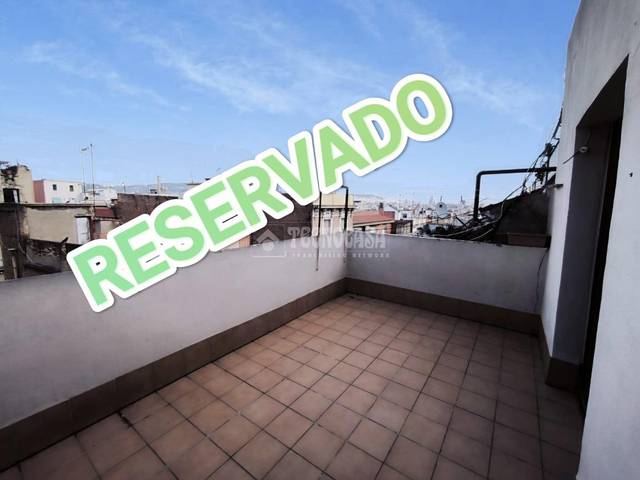 Ático en Venta en El Poble Sec - Parc de Montjuïc