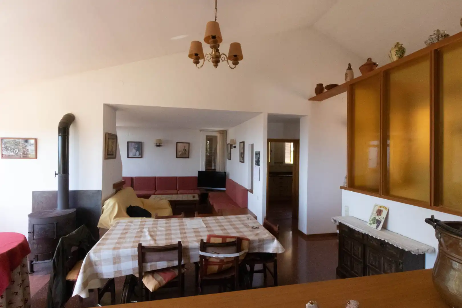 Menjador de Casa o xalet en venda en Sant Cebrià de Vallalta amb Calefacció, Jardí privat i Terrassa