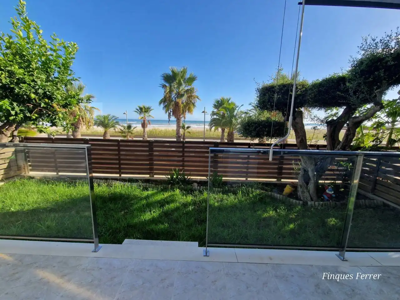 Terraza de Piso de alquiler en Cubelles con Aire acondicionado, Calefacción y Jardín privado
