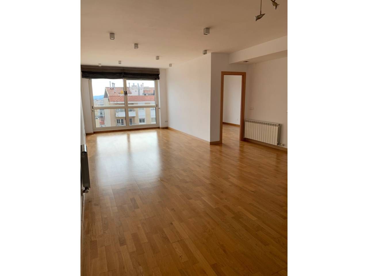 Vista exterior de Piso de alquiler en Sabadell con Aire acondicionado, Calefacción y Parquet