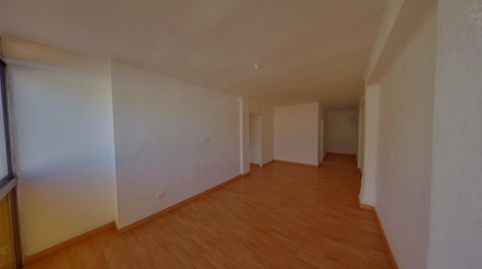Foto 4 de Piso en venta en Cortijo Bazán - Los Casinis - Los Cipreses, Málaga Capital
