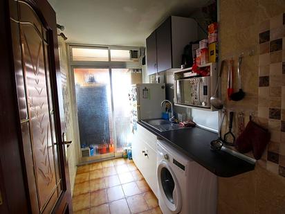 Kitchen of Flat for sale in  Madrid Capital  with Air Conditioner