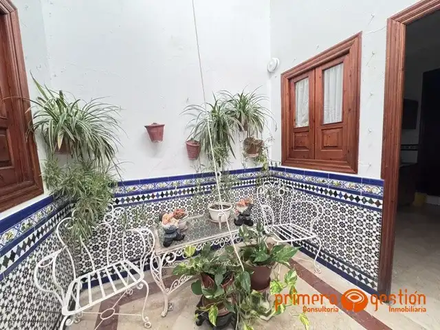 Jardí de Casa o xalet en venda en Carmona amb Aire condicionat i Calefacció