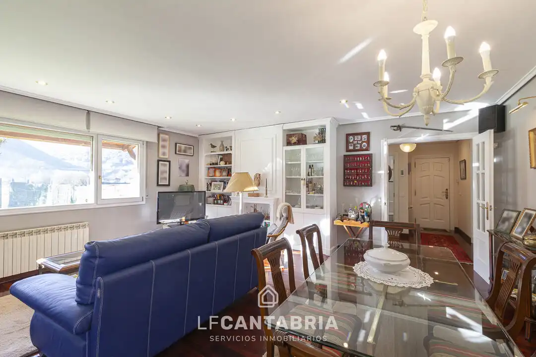 Sala de estar de Casa o chalet en venta en Liendo con Calefacción, Jardín privado y Piscina