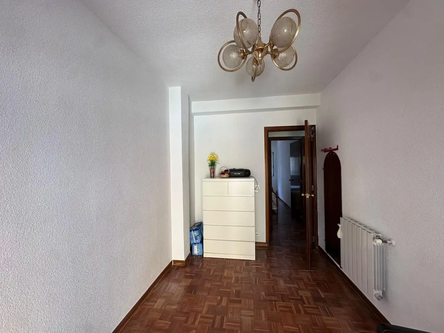 Habitación de Piso en venta en Madrid con Calefacción, Parquet y Terraza