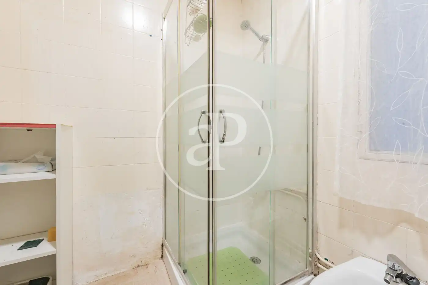 Badezimmer von Wohnung zum Verkauf in Retiro
