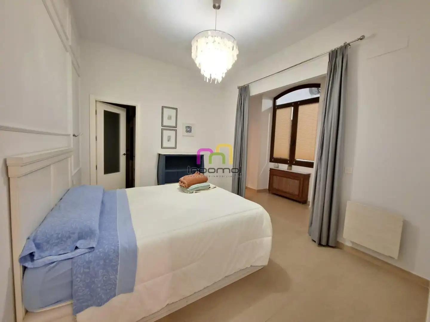 Dormitori de Apartament de lloguer en Badajoz amb Calefacció i Moblat