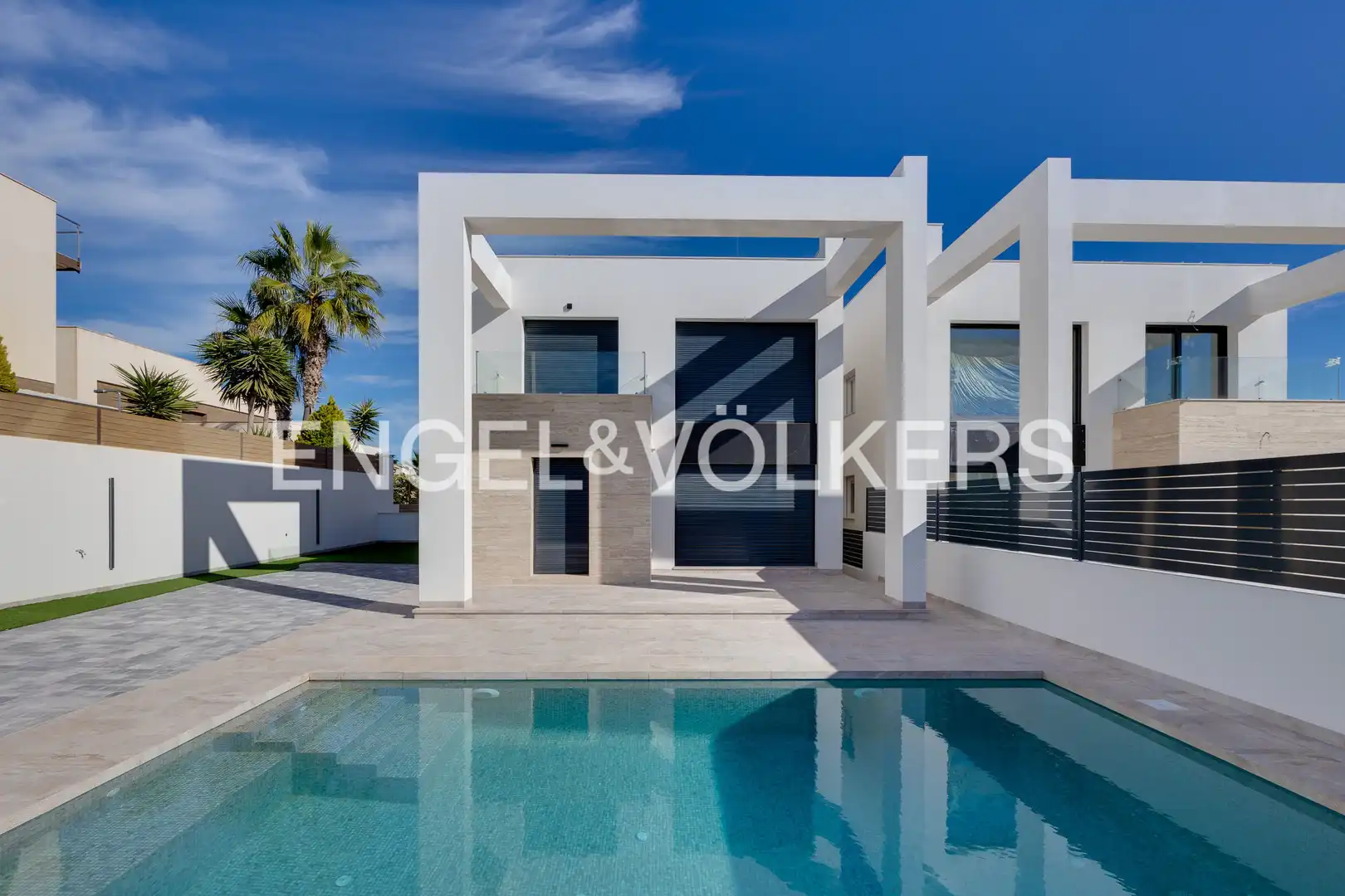 Casa amb terrassa en venda a Nueva Torrevieja - Aguas Nuevas, imagen 2