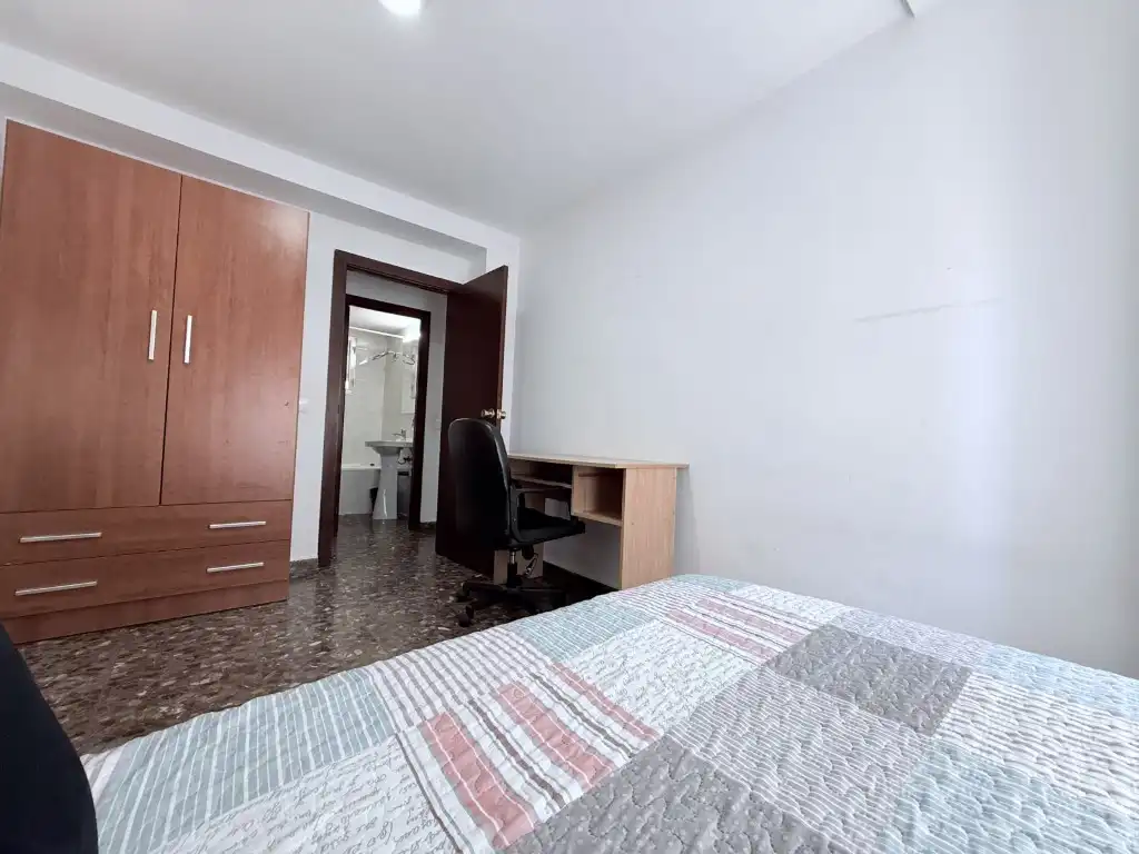 Bedroom of Flat for sale in Córdoba