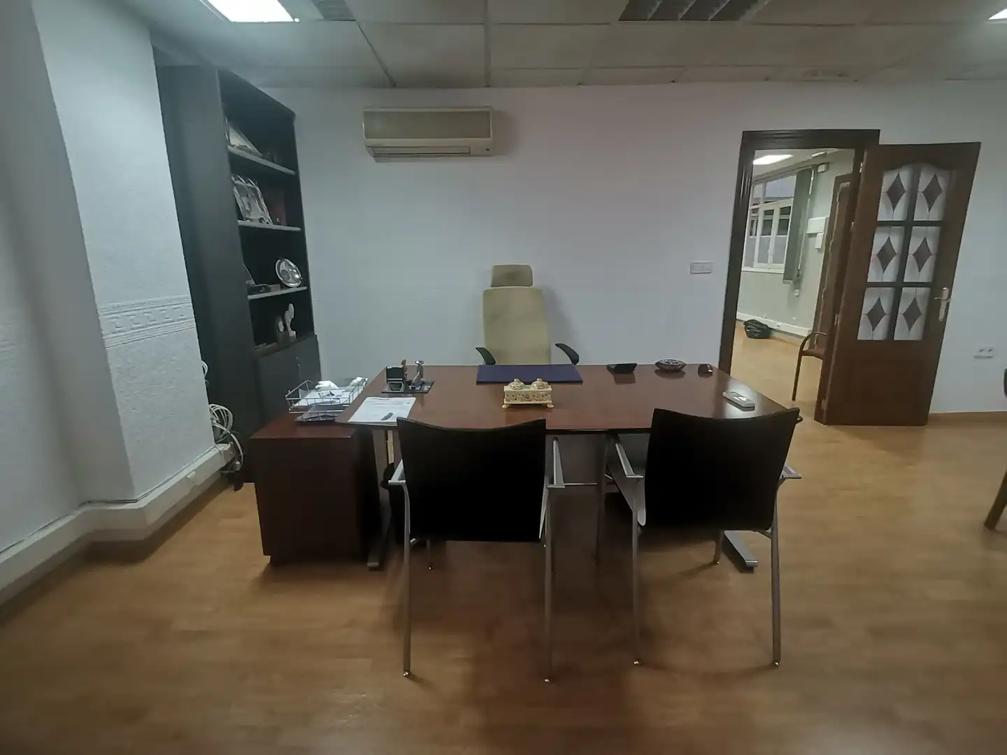 Office for sale in Almería  with Air Conditioner, Heating and Furnished