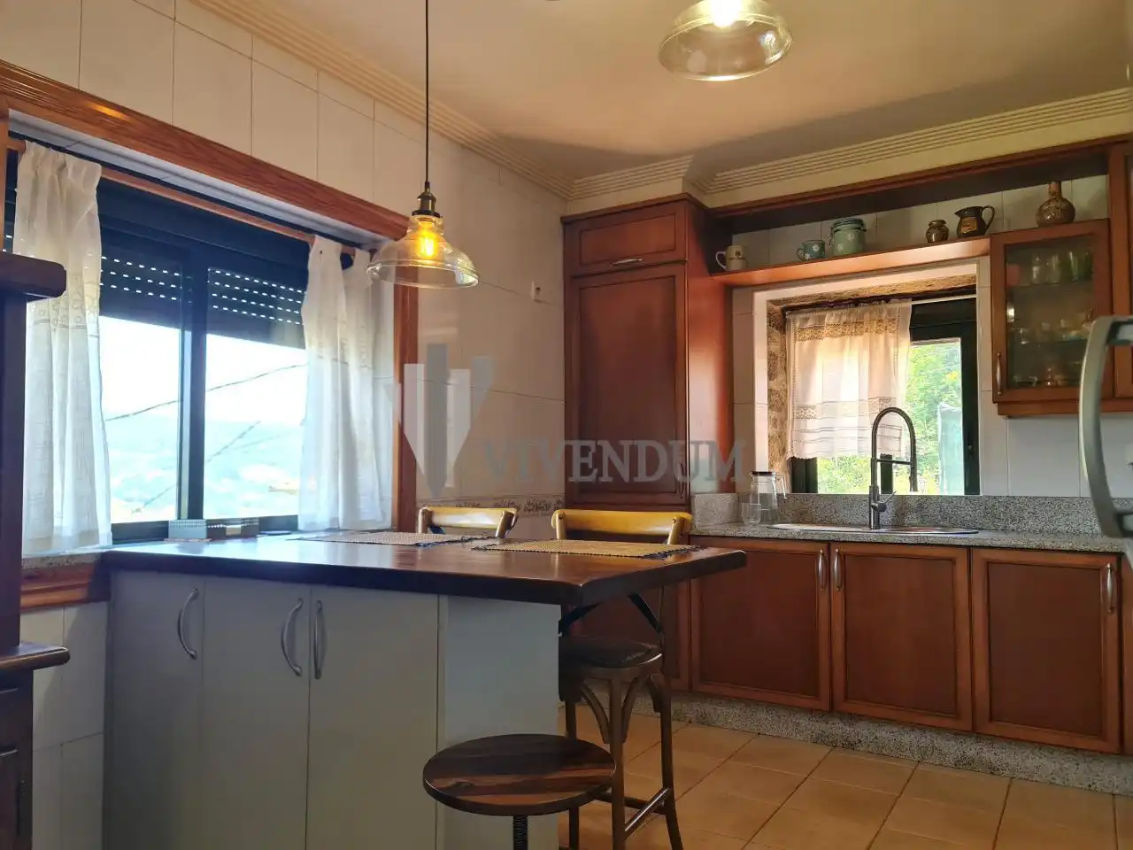 Cocina de Casa o chalet en venta en Redondela con Calefacción, Jardín privado y Terraza