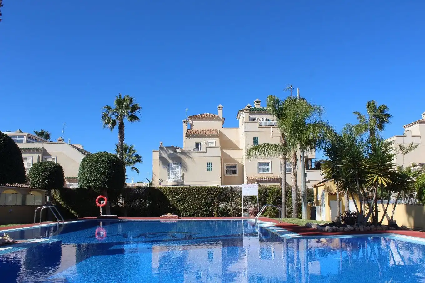 Casa amb jardí en venda a Orihuela Costa, imagen 2