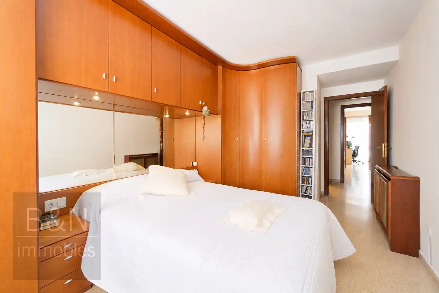 Habitación de Piso en venta en Terrassa con Aire acondicionado, Calefacción y Balcón