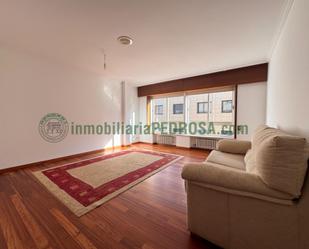 Living room of Apartment to rent in Pontevedra Capital   with Heating and Storage room