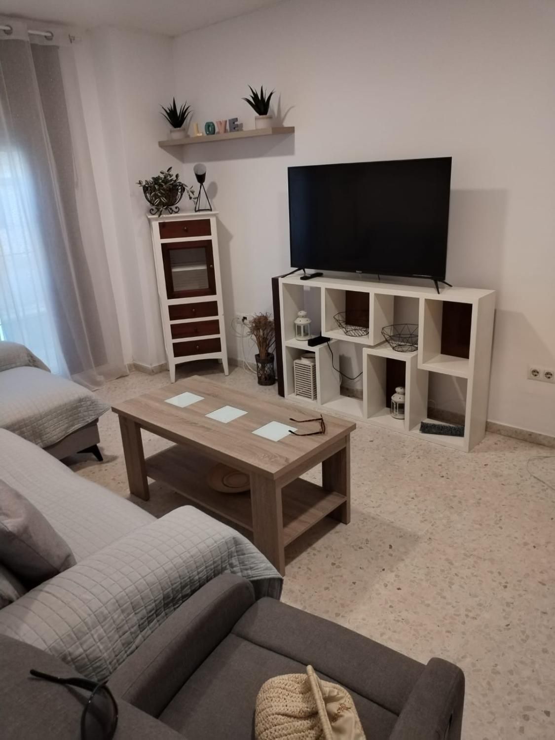 Living room of Flat for sale in Sanlúcar de Barrameda  with Terrace and Storage room