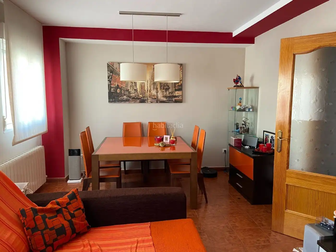 Piso en venta en Carrer Duquesa d'Almodòvar 38, imagen 2