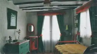 Schlafzimmer von Country house zum Verkauf in Munilla mit Balkon