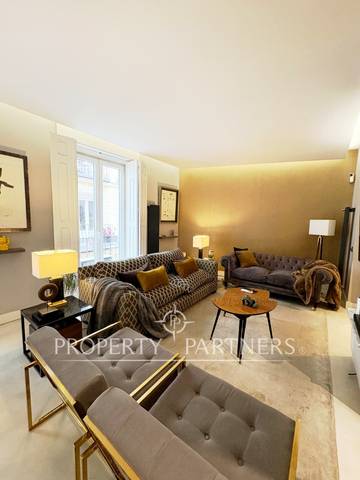 Apartamento en Venta en Calle del Molino de Viento en Universidad - Malasaña