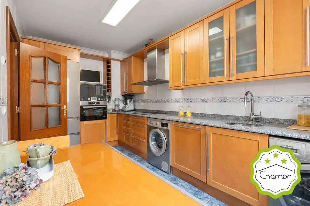 Flat for sale in Iralabarri