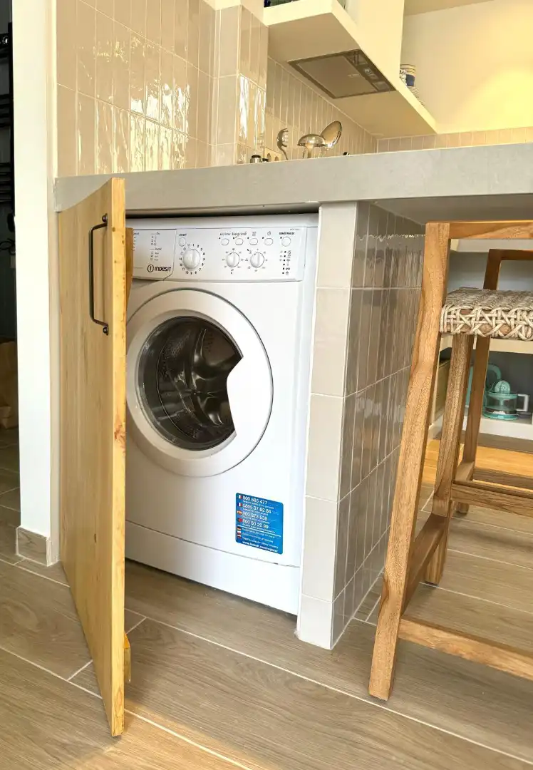 Flat for sale in Roses  with Air Conditioner, Heating and Furnished