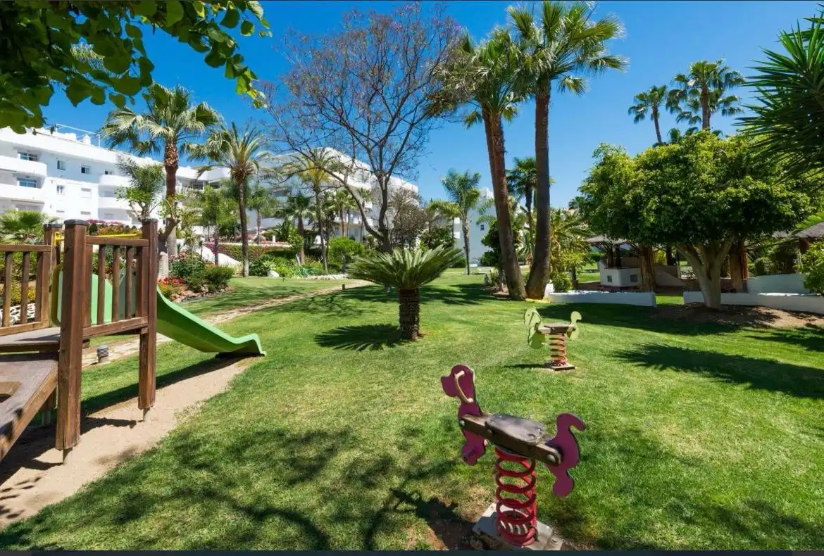Apartamento con piscina en venta en Milla de Oro, imagen 10