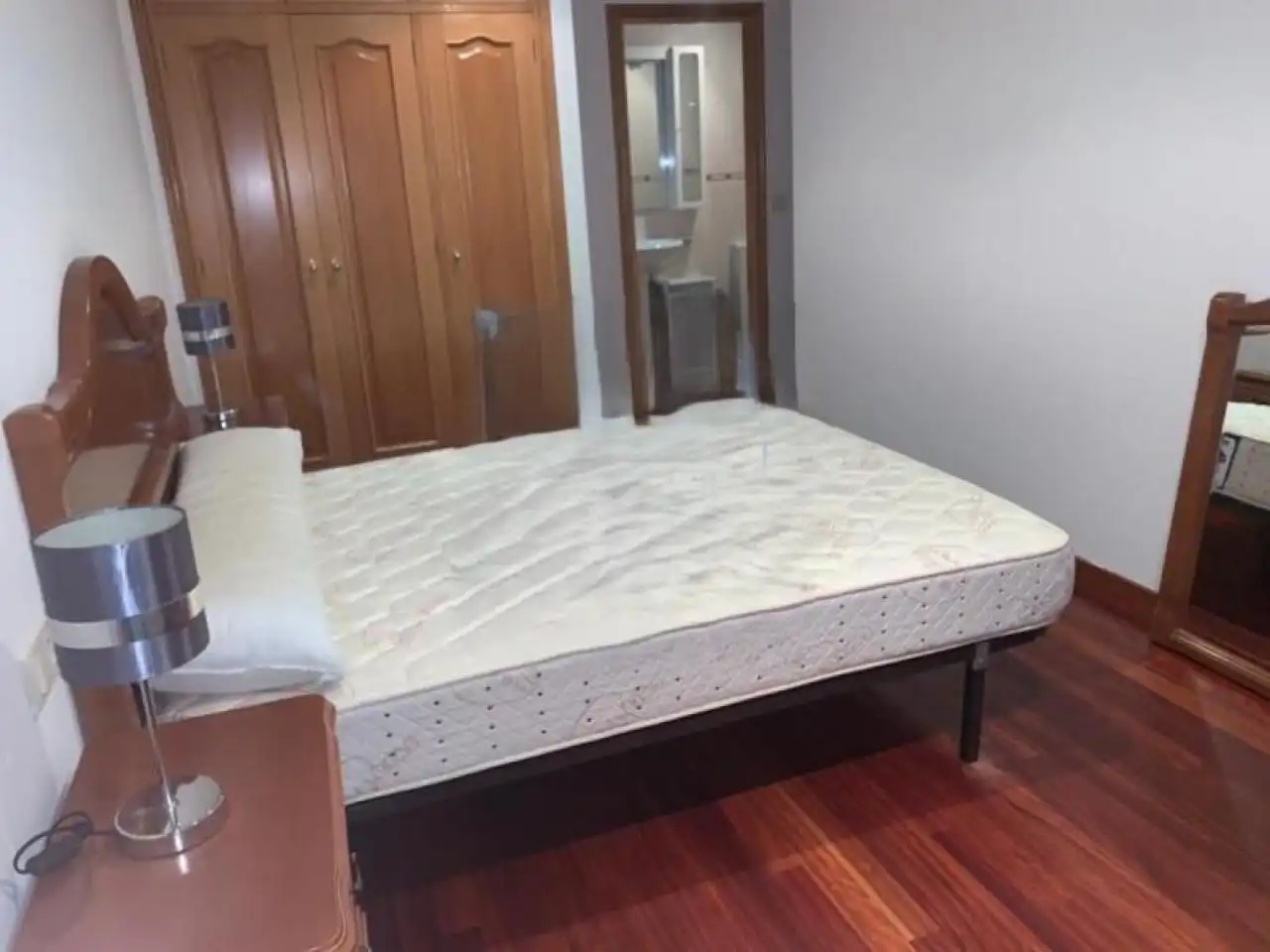 Bedroom of Flat for rent in Ourense Capital   with Heating, Parquet flooring and Furnished