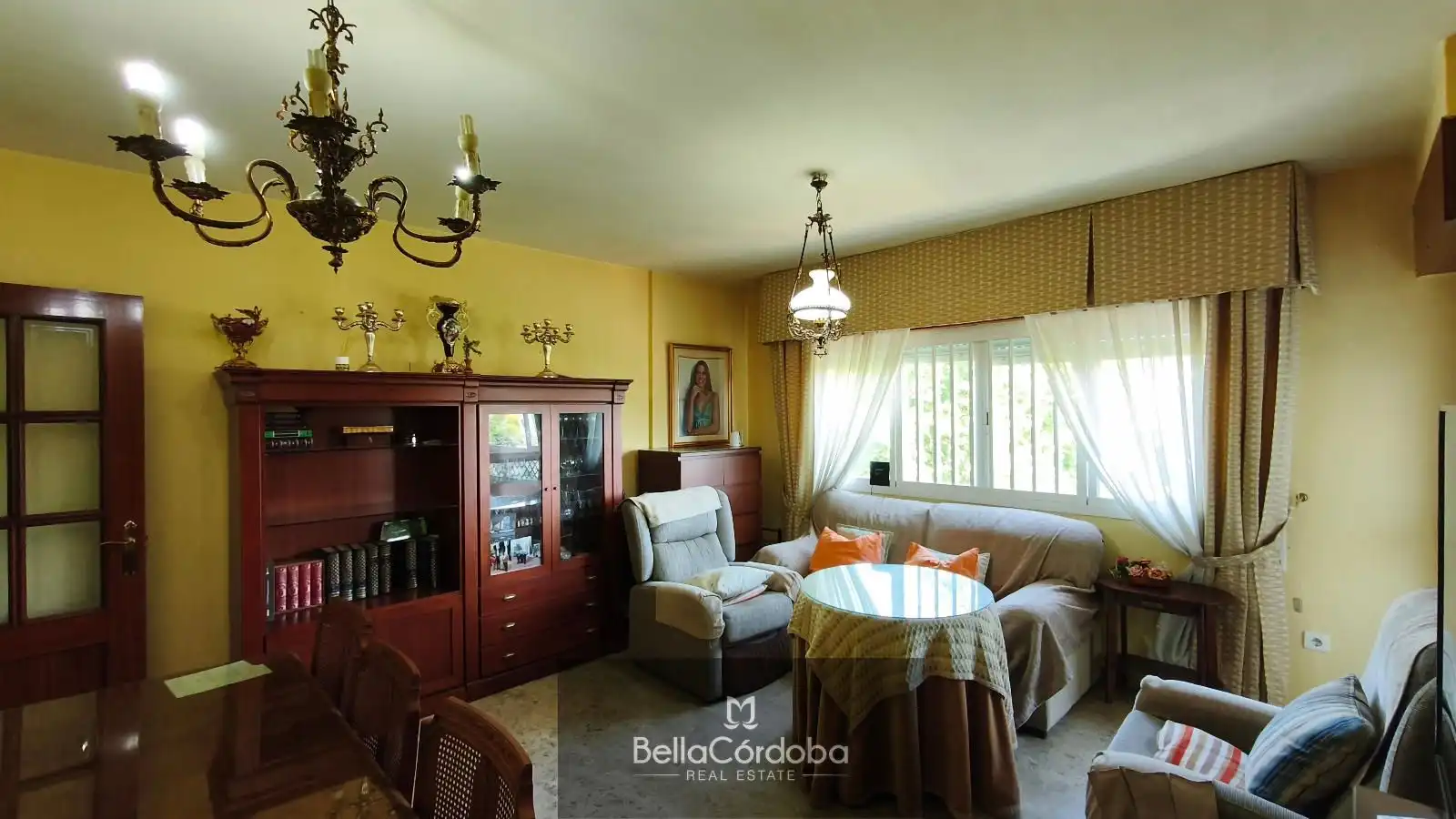 Living room of Flat for sale in Córdoba  with Air Conditioner, Heating and Terrace