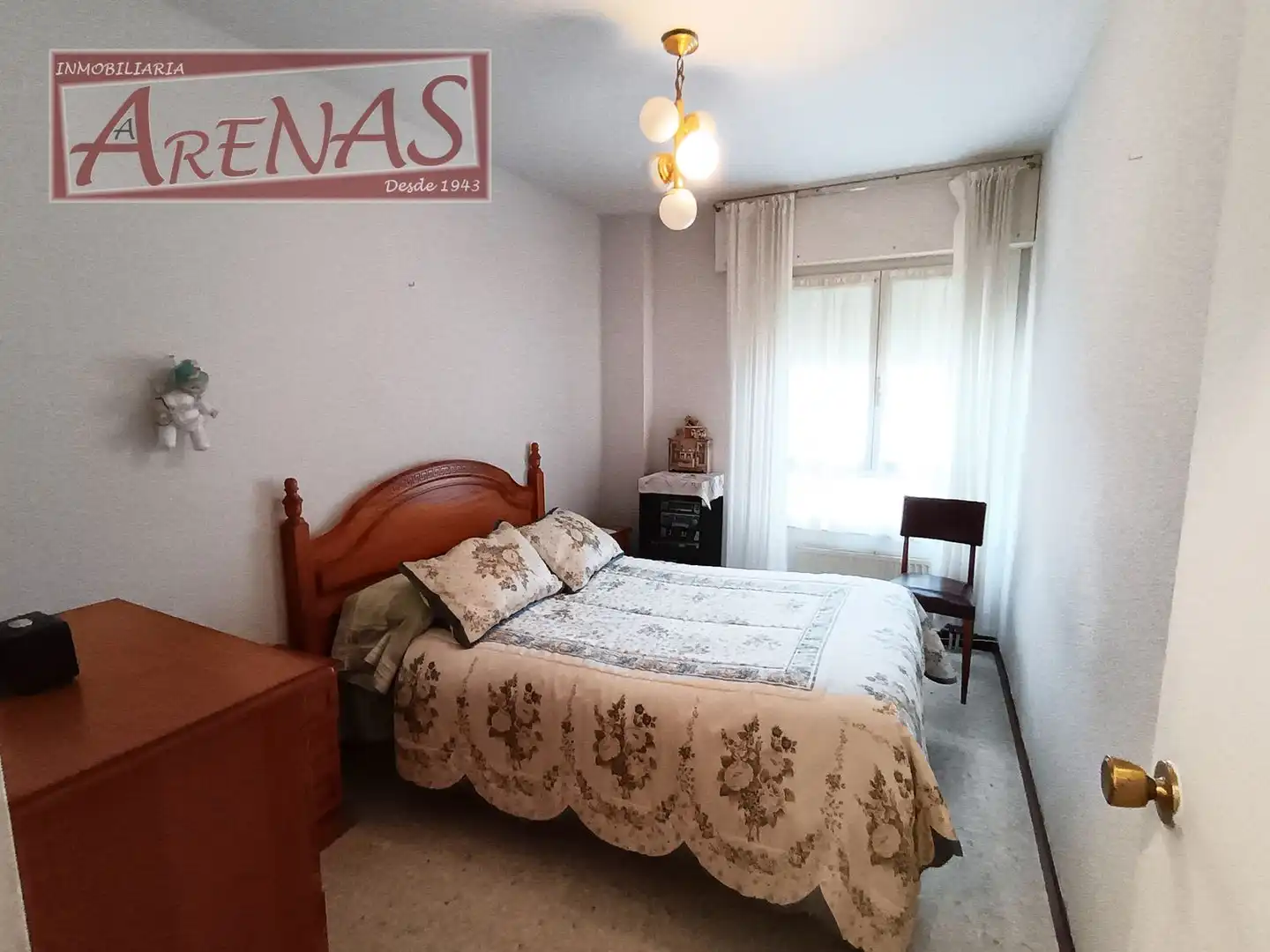 Bedroom of Flat for sale in Laredo  with Heating, Private garden and Furnished