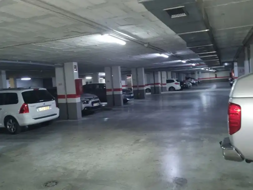 Parking de Piso en venta en Maracena con Aire acondicionado y Balcón