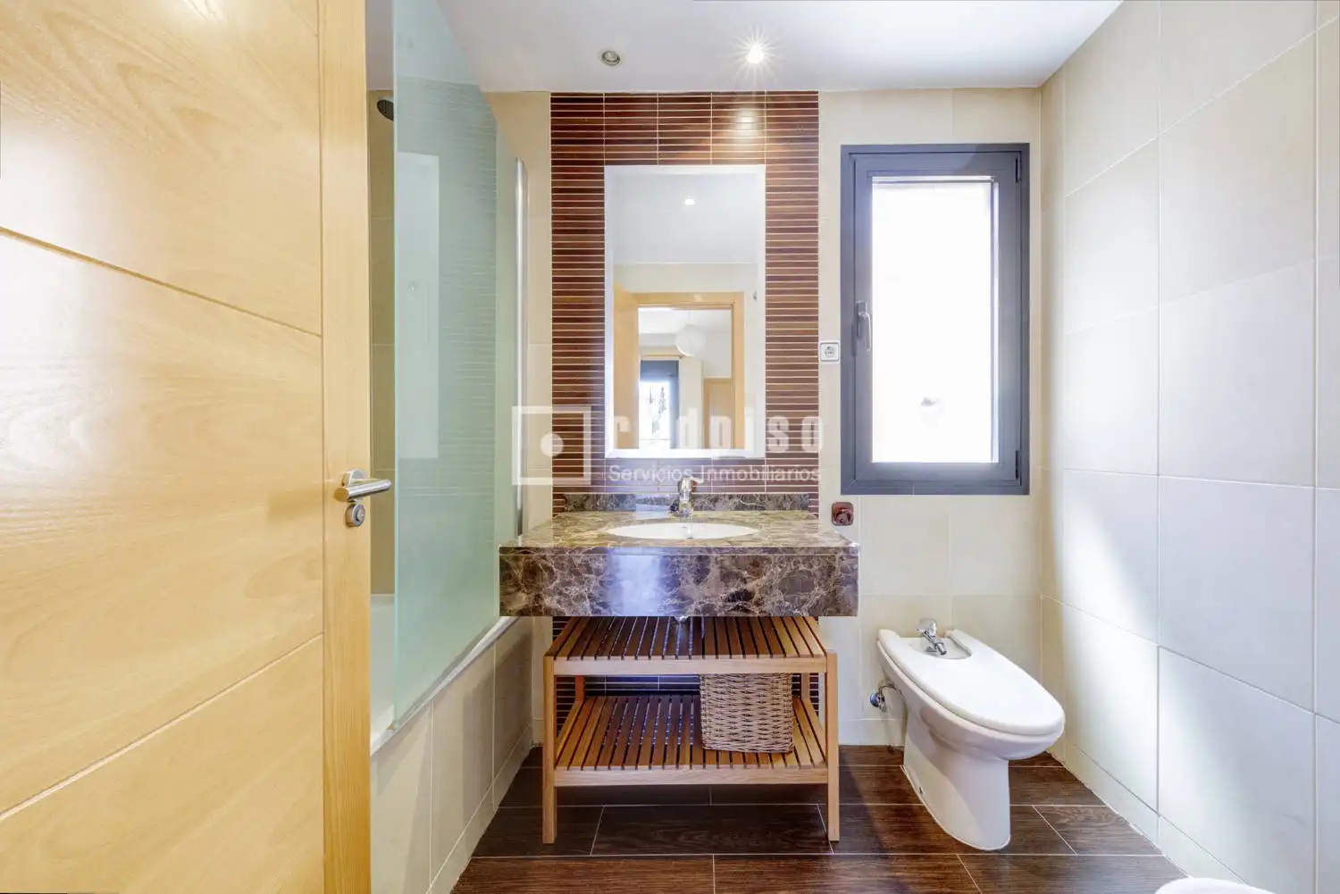 Bathroom of Duplexes for sale in Pozuelo de Alarcón  with Air Conditioner, Heating and Private garden
