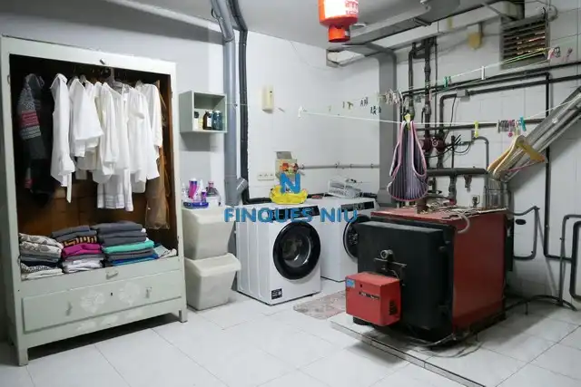 Casa con piscina en venta en Carrer Sant Martí, imagen 70