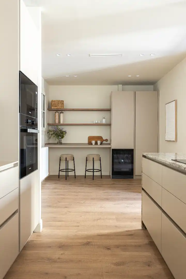 Cuina de Pis en venda en Barcelona amb Aire condicionat, Calefacció i Parquet