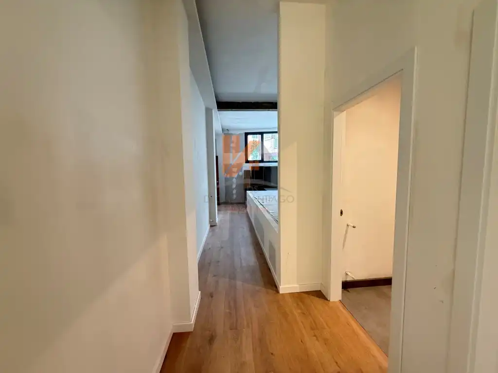 Wohnungen zum Verkauf in Santiago de Compostela  mit Balkon